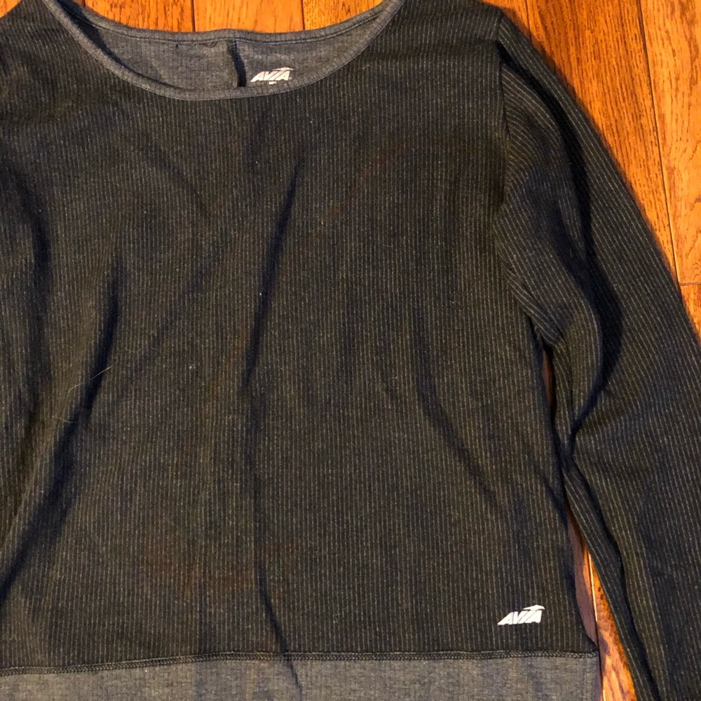 Avia High-Low Sweater - Picture 2 of 2